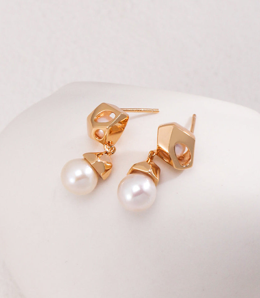 18K Gold Geometric Pearl Earrings